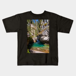 Canada. Banff National Park. Johnston Canyon. Kids T-Shirt